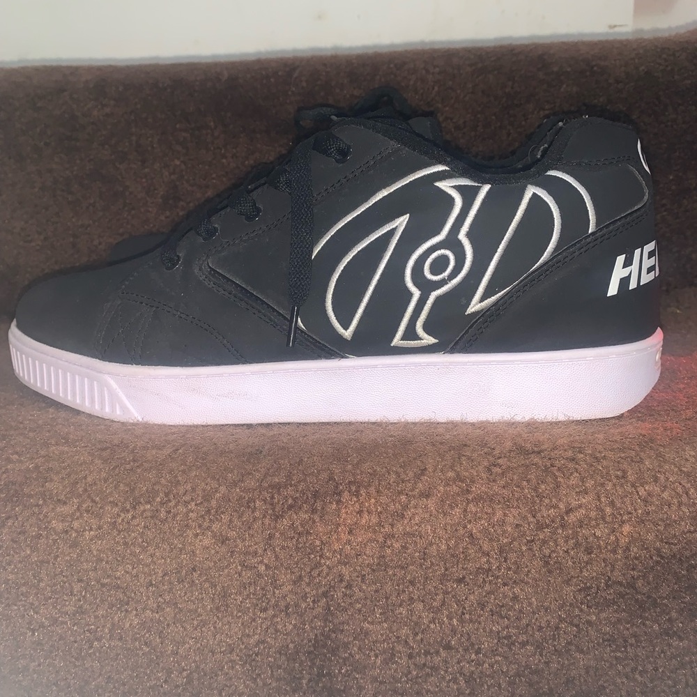 Black Heelys